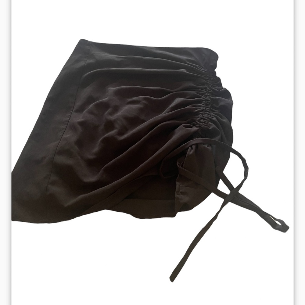 Black midi skirt